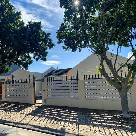 Aliahidi Bed & Breakfast Cape Town Exterior photo